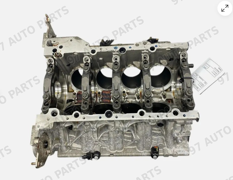 BMW X7 / 2022 / Engine Block - 4.4L V8 AWD / Part No : 11002458509